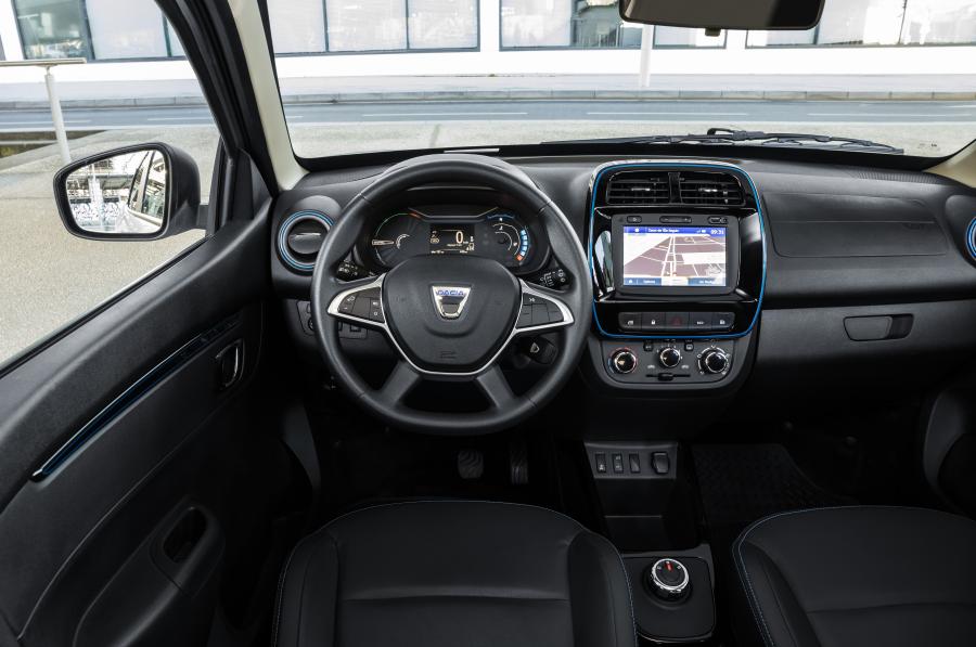 Торпедо Dacia Spring Electric 2021 года  (WW) (фото 9 из 16)